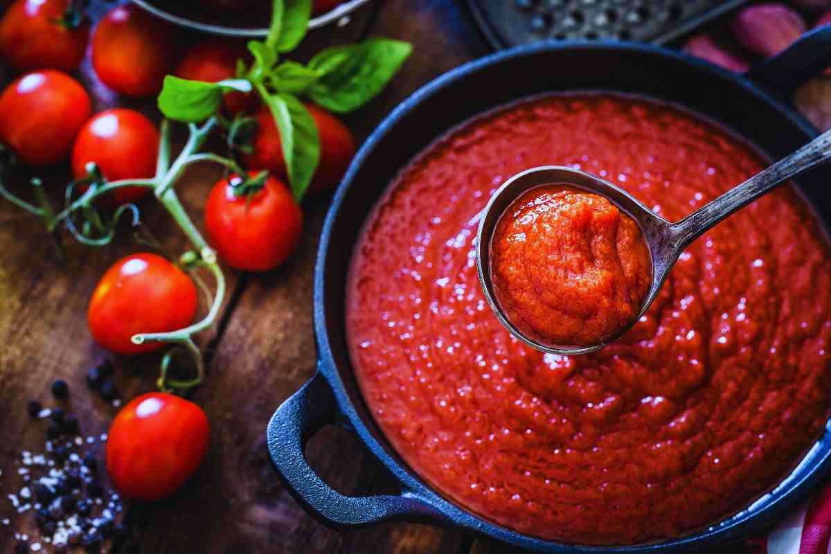 perchè il bicarbonato migliora la salsa di pomodoro